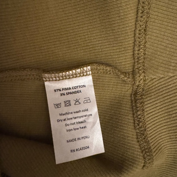 Marie Oliver Ruffled Feminine Top - Picture 3 of 5